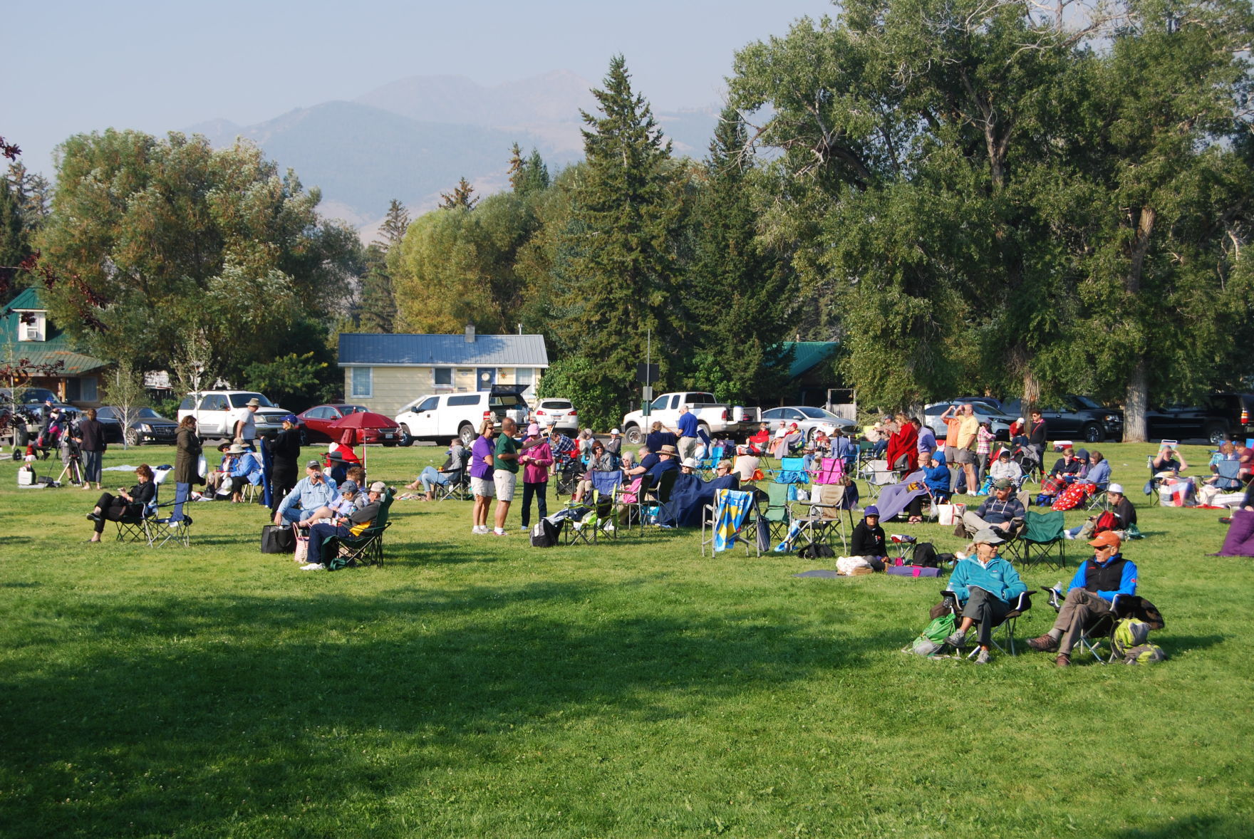 Eclipse bus tour